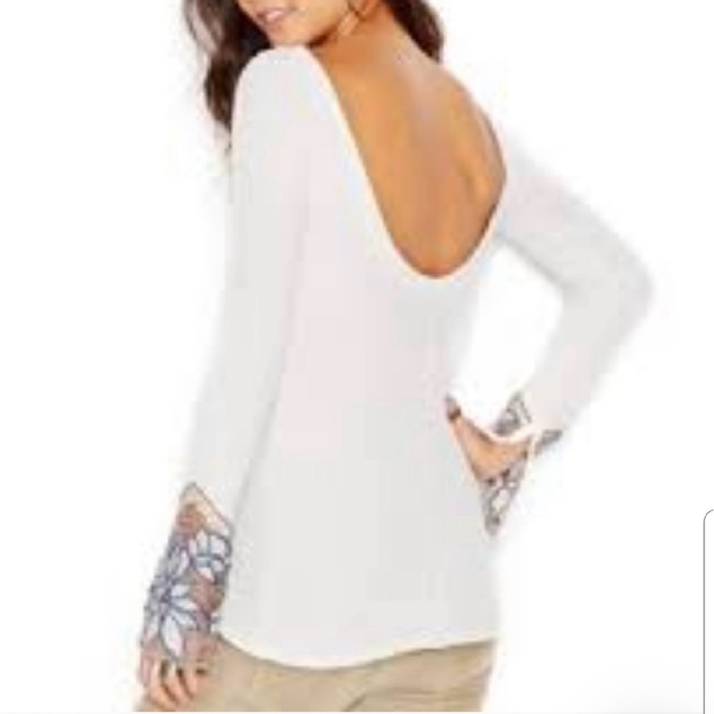 Elegant off white, low back Top with Lace Floral Sleeves - Picture 2 of 3